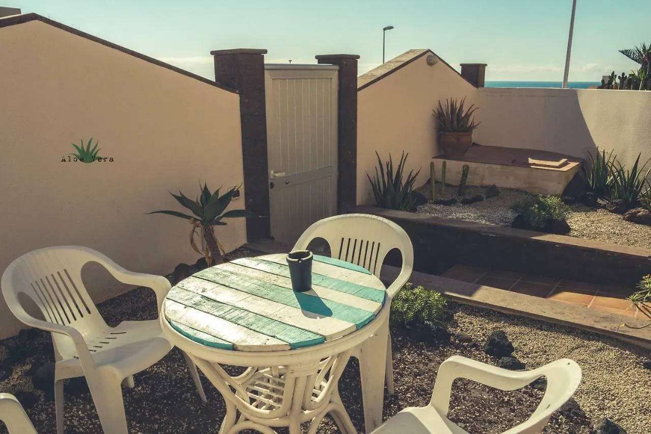 Hostel Aloe Vera Shared House El Medano  Spain